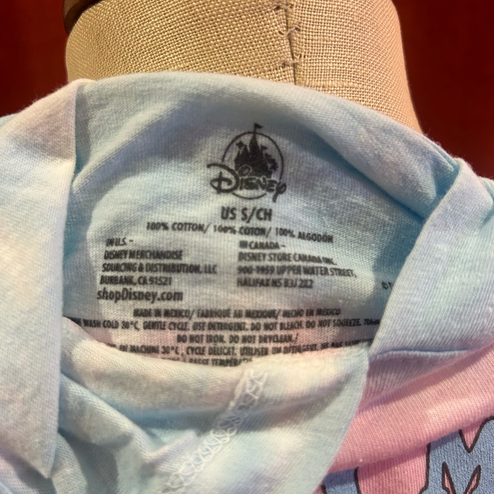 Disney women's Short Sleeve Tee - Light Blue and Pink